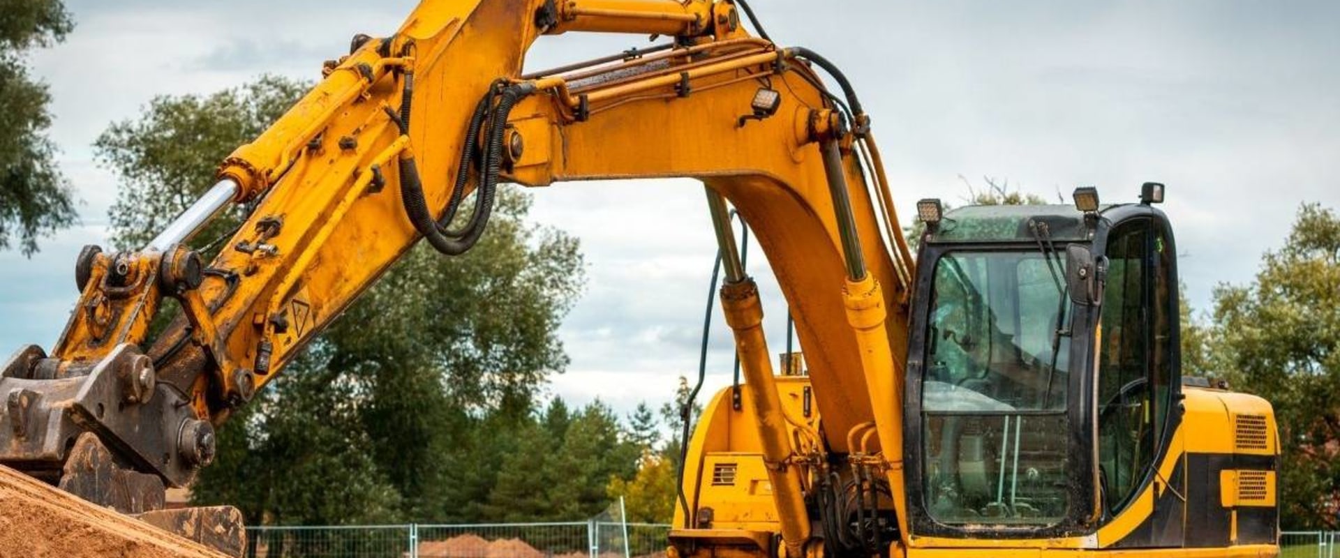 How Excavation And Trucking Services Play A Vital Role In Hardscaping Projects In Ontario