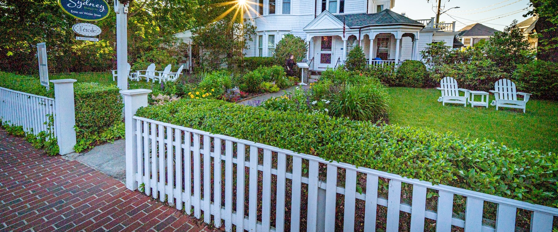 The Benefits Of Installing A Fence For Your Hardscaping Project In Fort Myers, FL